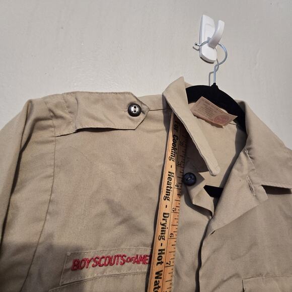 Boy Scouts America BSA Tan Uniform Shirt Youth LG Patches Northeast Illinois USA - Picture 9 of 12